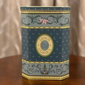 Lenox Classics Tin